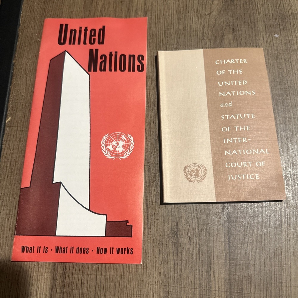 Vintage 1966 United Nations Tourist Guide &‎ Charter of the United Nations RARE